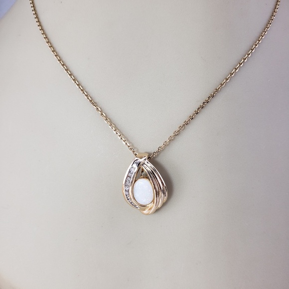14 Karat Yellow Gold Opal and Diamond Pendant #21338 - Picture 7 of 7
